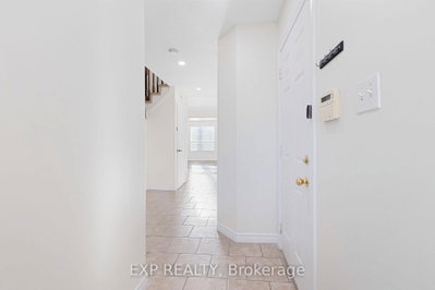 35 Thames Way • Hamilton, ON photo 6