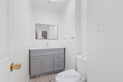 35 Thames Way • Hamilton, ON photo 9