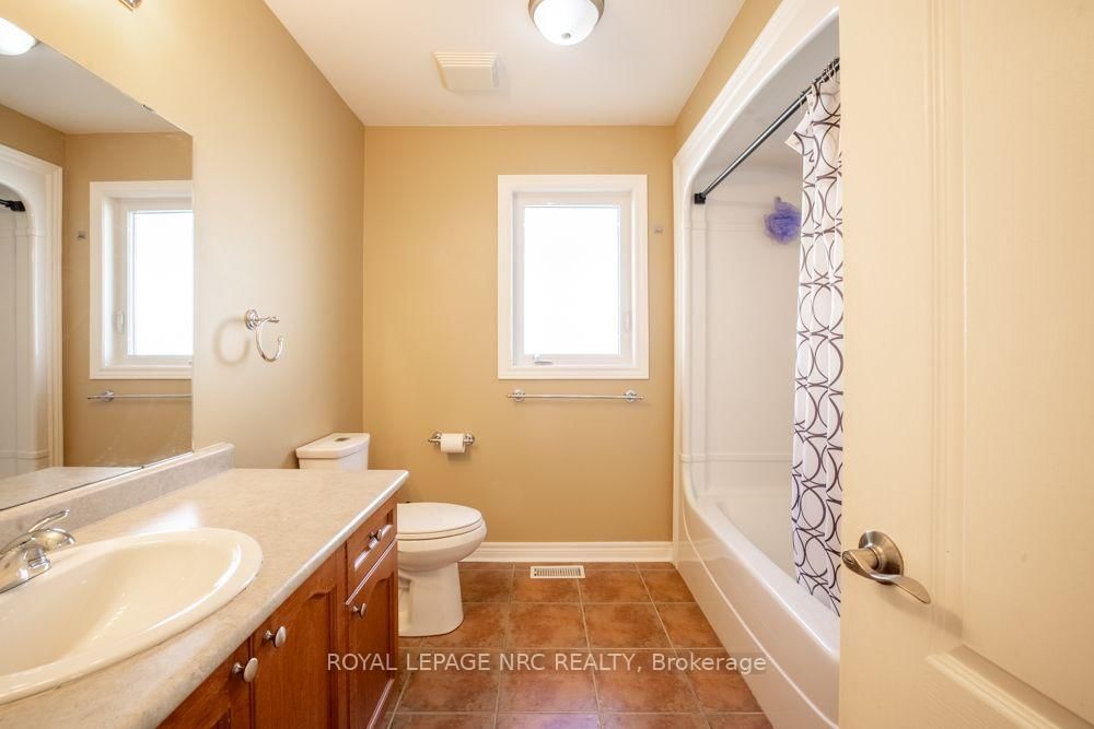 180 Drapers Street • Welland, ON photo 17