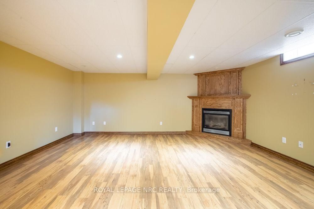 180 Drapers Street • Welland, ON photo 23
