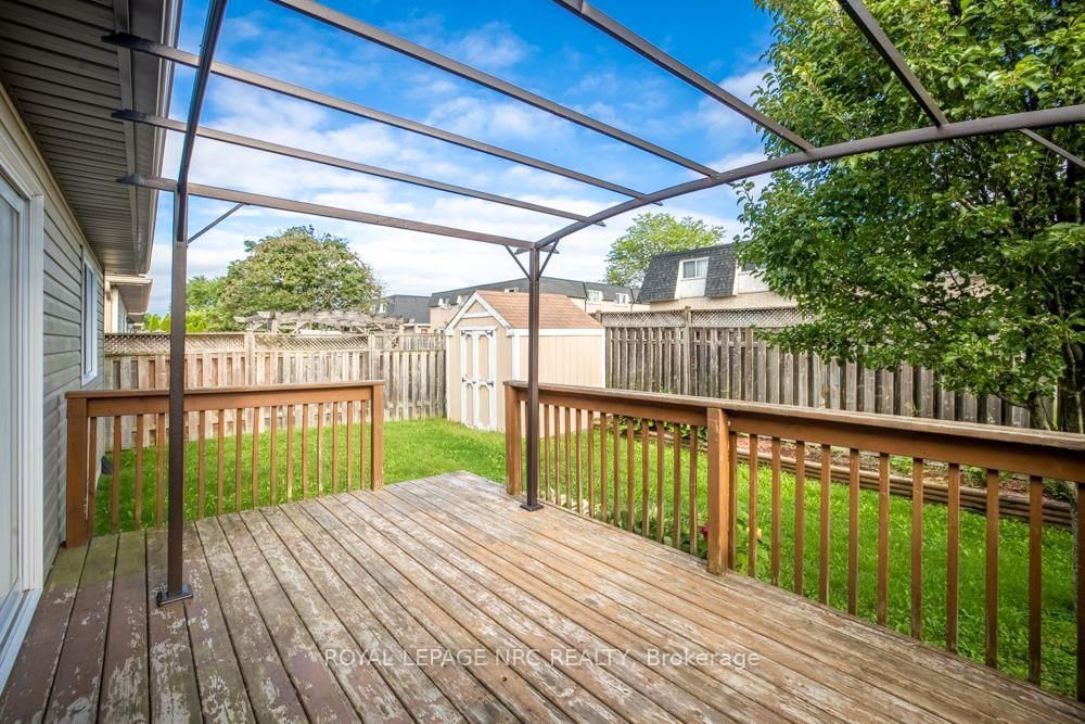 180 Drapers Street • Welland, ON photo 31