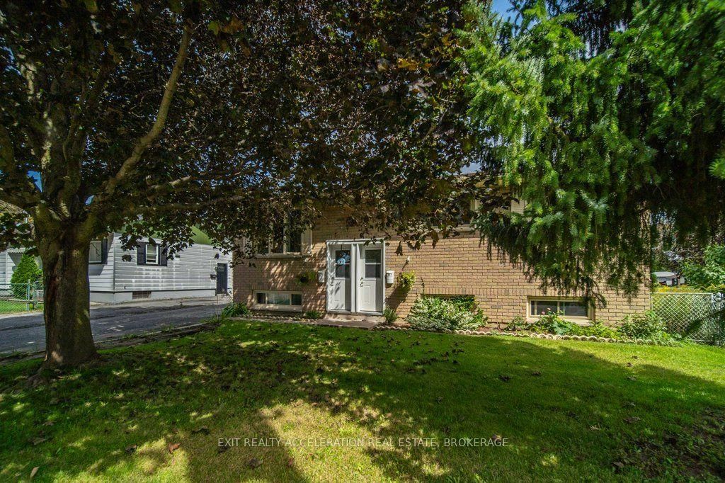 231 Camden Road • Greater Napanee, ON photo 3