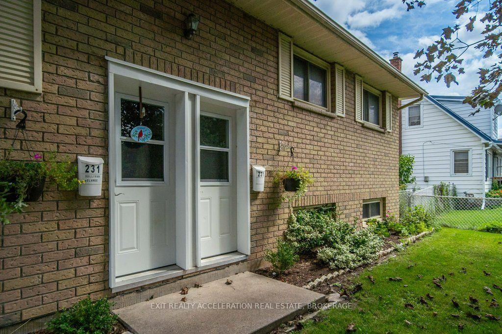 231 Camden Road • Greater Napanee, ON photo 4