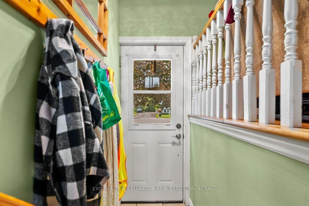 231 Camden Road • Greater Napanee, ON photo 5