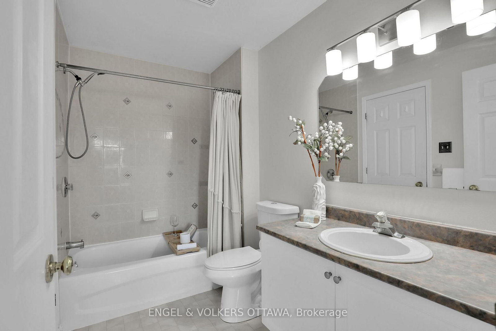 1632 Varennes Boulevard • Ottawa, ON photo 22