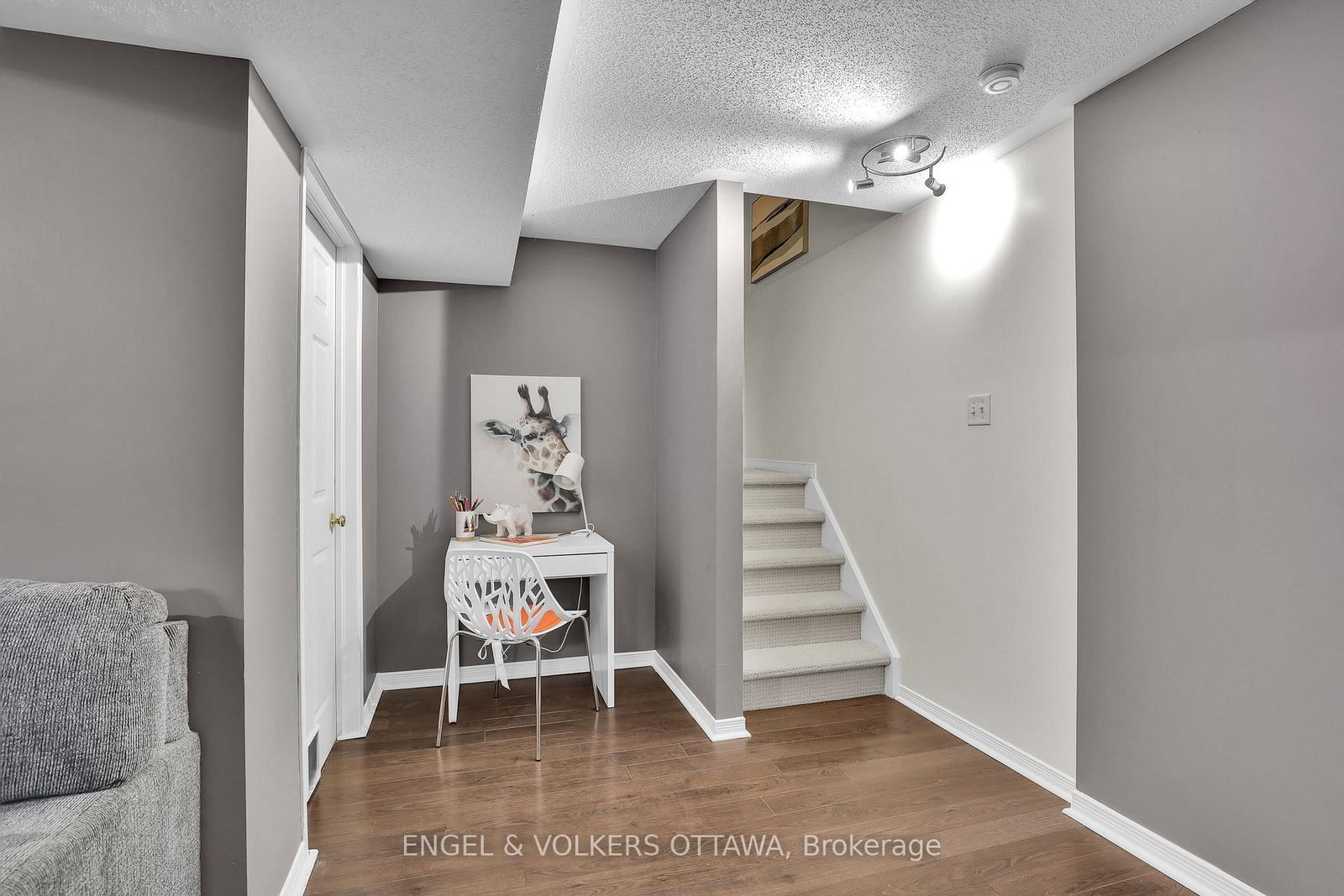 1632 Varennes Boulevard • Ottawa, ON photo 25