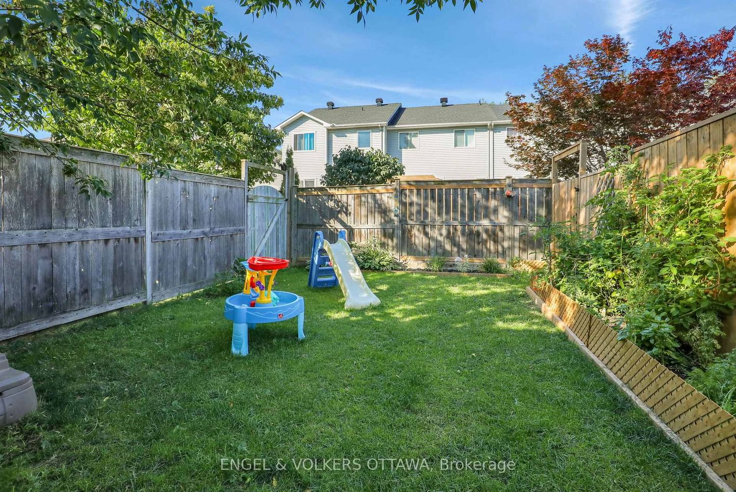 1632 Varennes Boulevard • Ottawa, ON photo 29