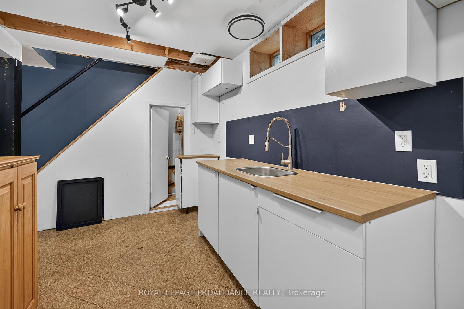 100 Coons Road • Rideau Lakes, ON photo 15