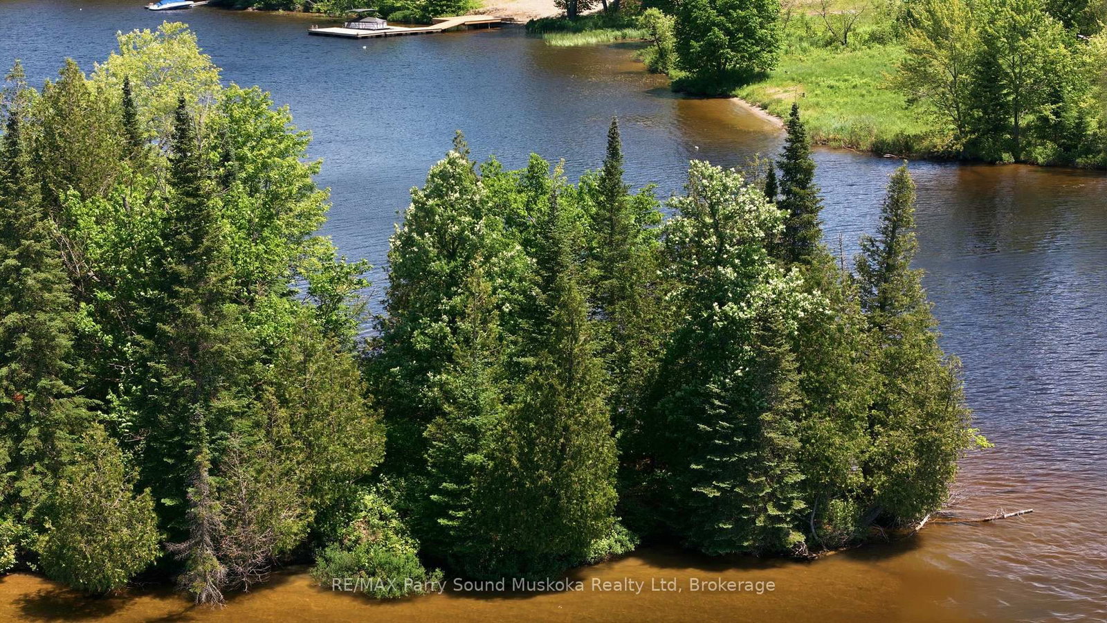 0 Island • McKellar, ON photo 17