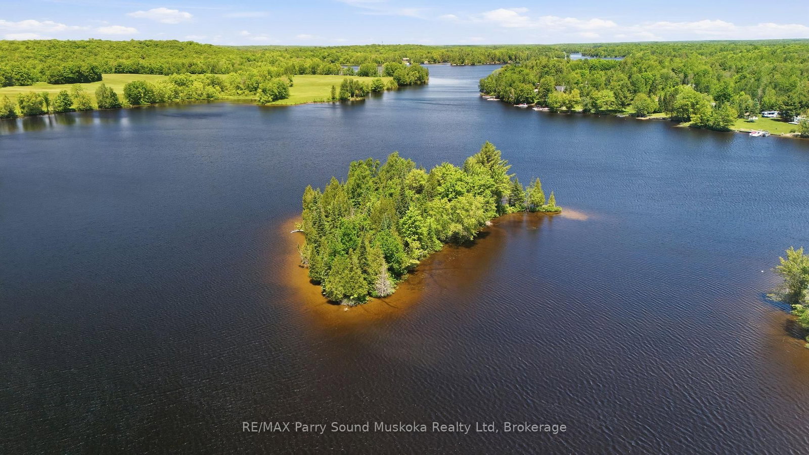 0 Island • McKellar, ON photo 3