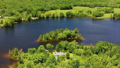 0 Island • McKellar, ON photo 8