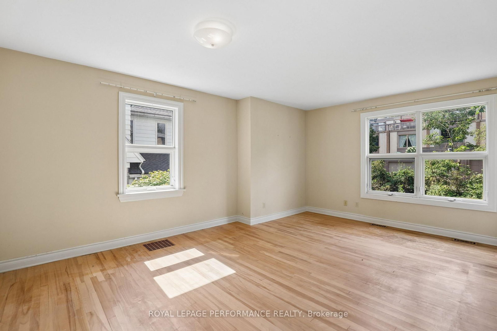 85 Noel Street • Ottawa, ON photo 10