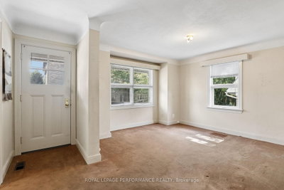 85 Noel Street • Ottawa, ON photo 3