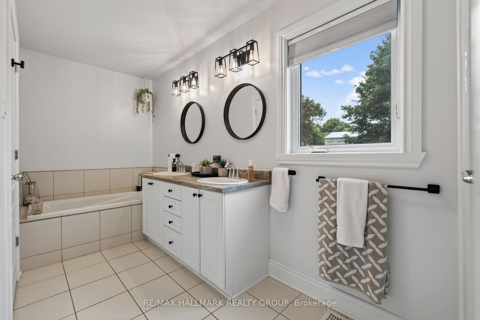 105 Nathalie Street • Clarence-Rockland, ON photo 24