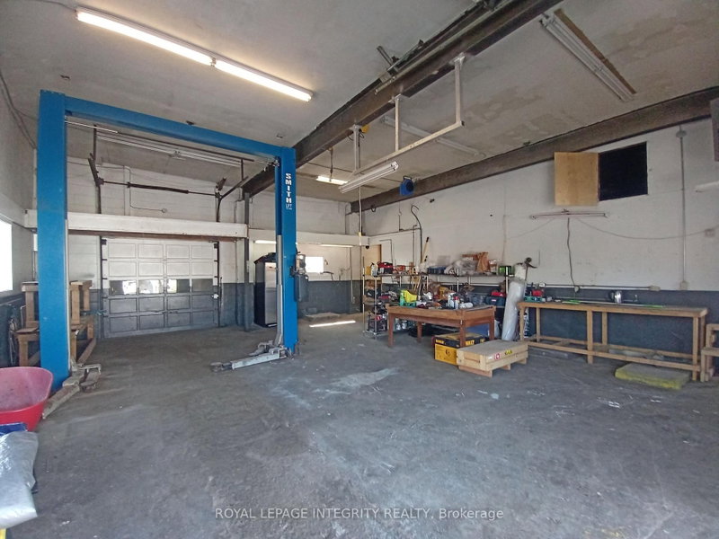 80 Townline Rd W photo 5