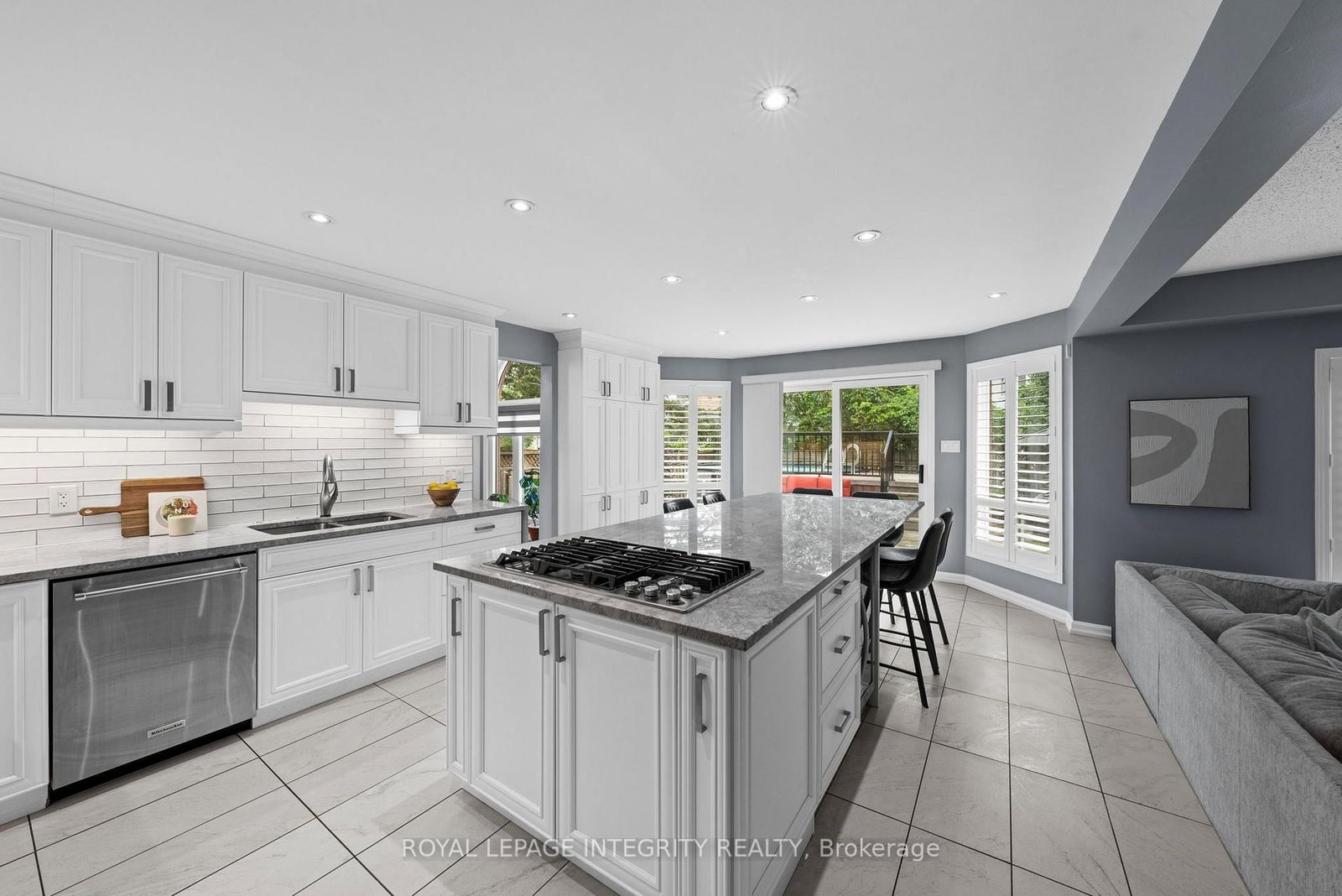 3 Nakota Way • Ottawa, ON photo 13