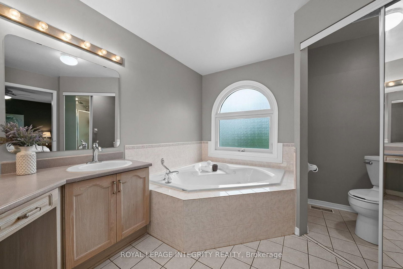 3 Nakota Way • Ottawa, ON photo 23