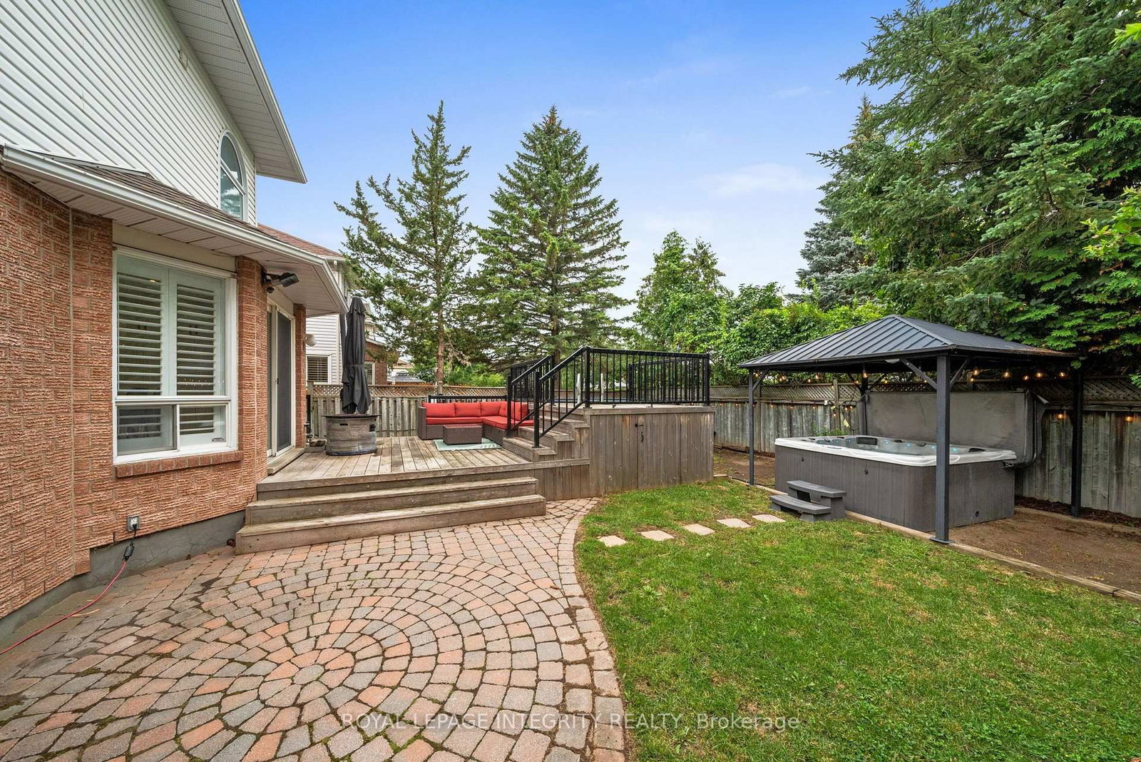 3 Nakota Way • Ottawa, ON photo 32