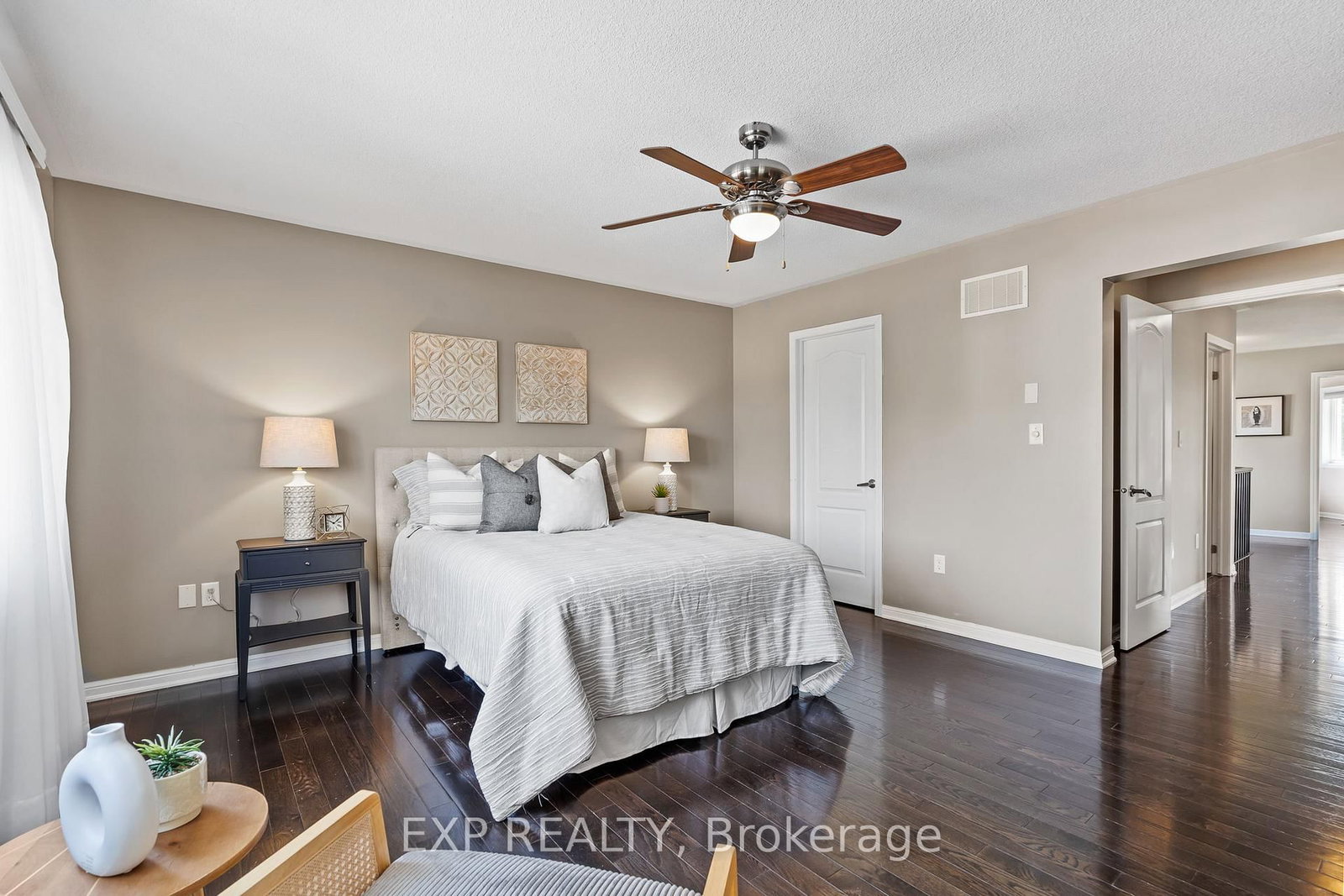 28 Ohara Lane • Hamilton, ON photo 21