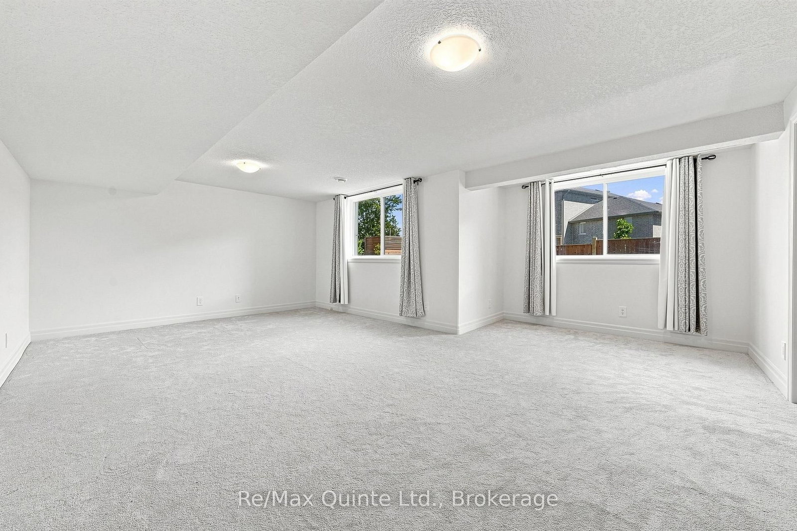 54 Lanark Drive • Belleville, ON photo 30