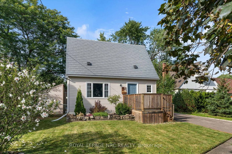 7 Vivian Avenue
