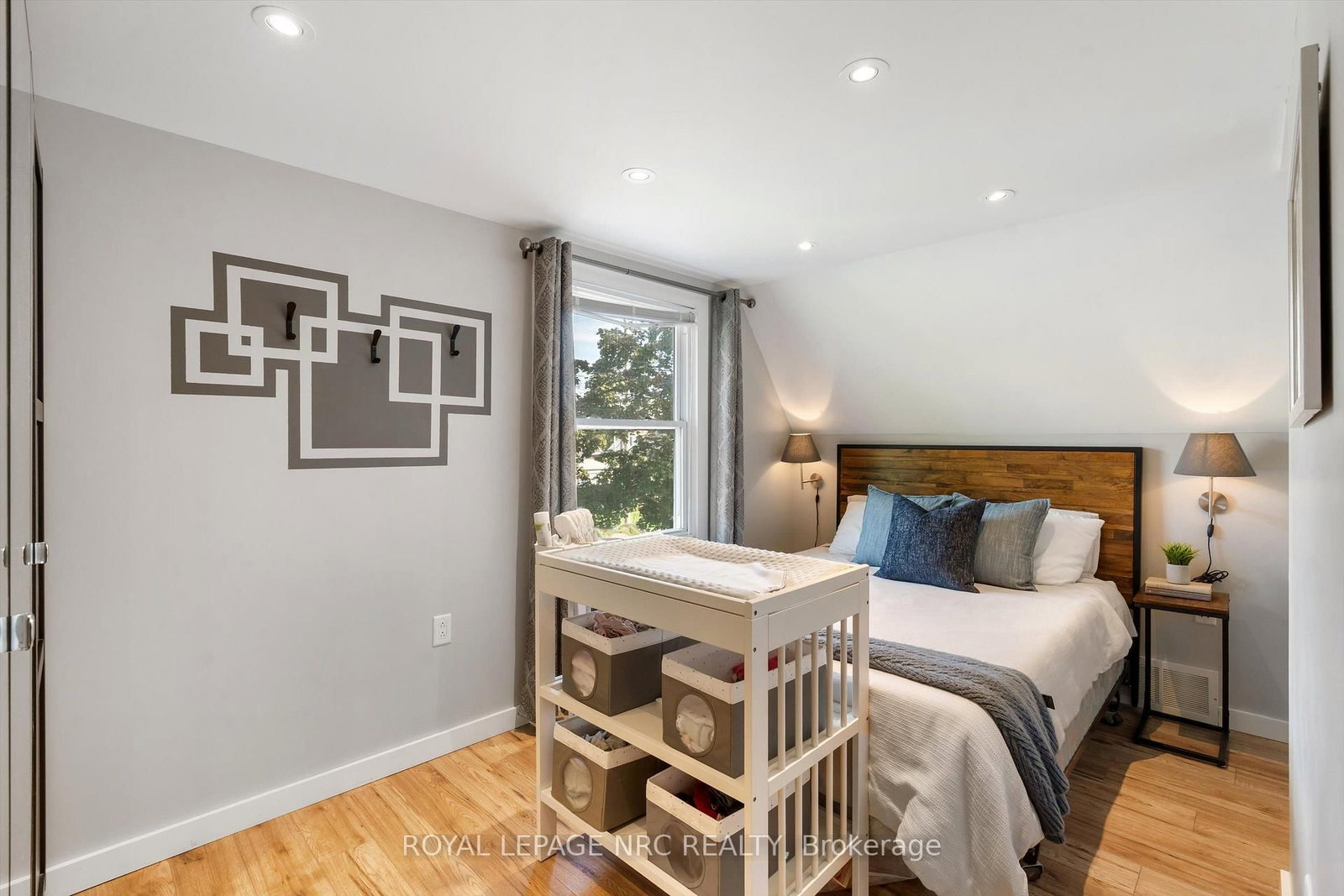 7 Vivian Avenue • St. Catharines, ON photo 22