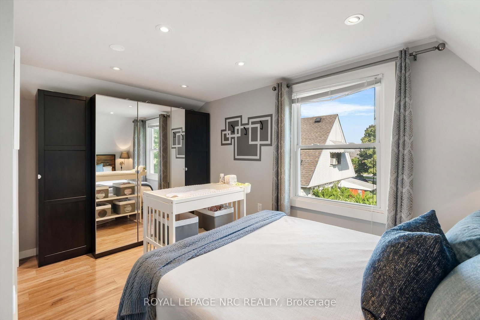 7 Vivian Avenue • St. Catharines, ON photo 23