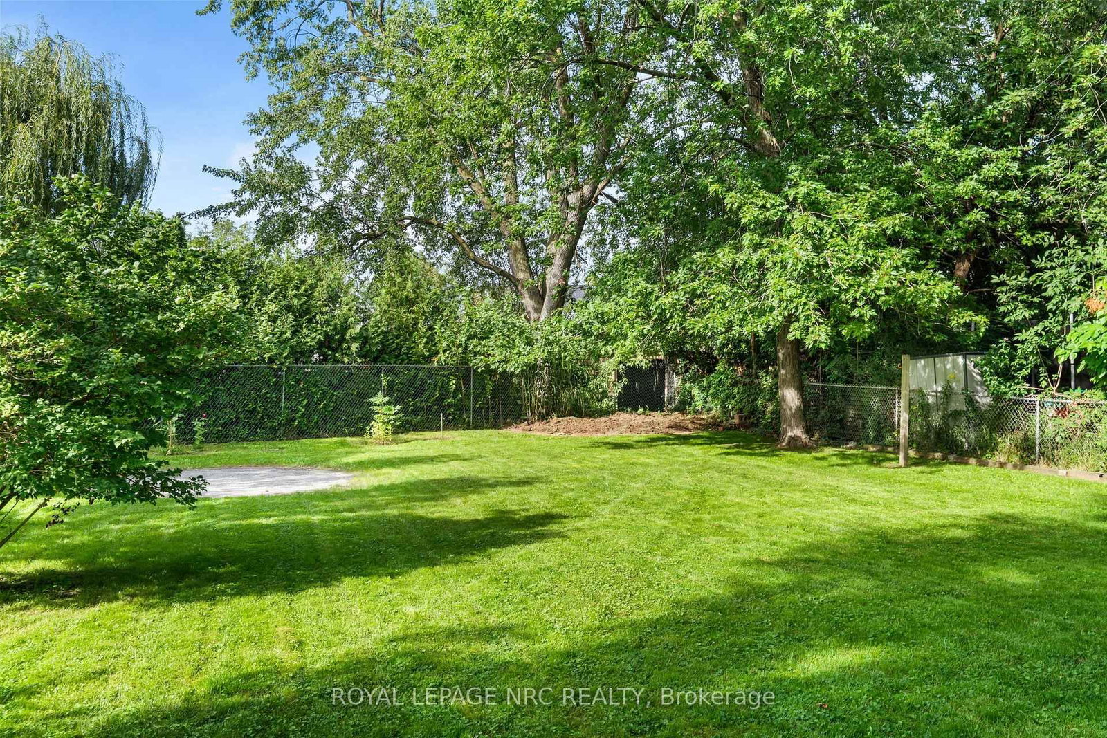 7 Vivian Avenue • St. Catharines, ON photo 31