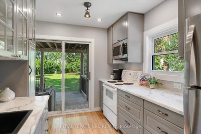 7 Vivian Avenue • St. Catharines, ON photo 8