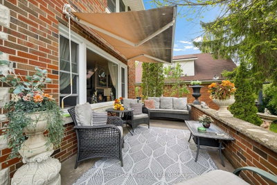786 Stirling Avenue S • Kitchener, ON photo 4