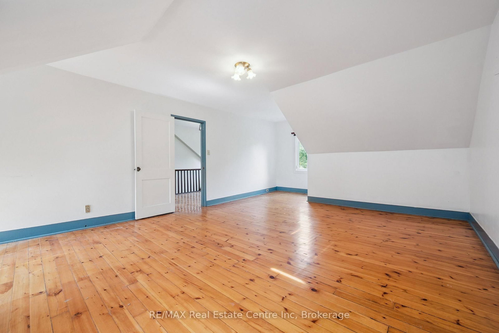 41 Grange Street • Guelph, ON photo 37