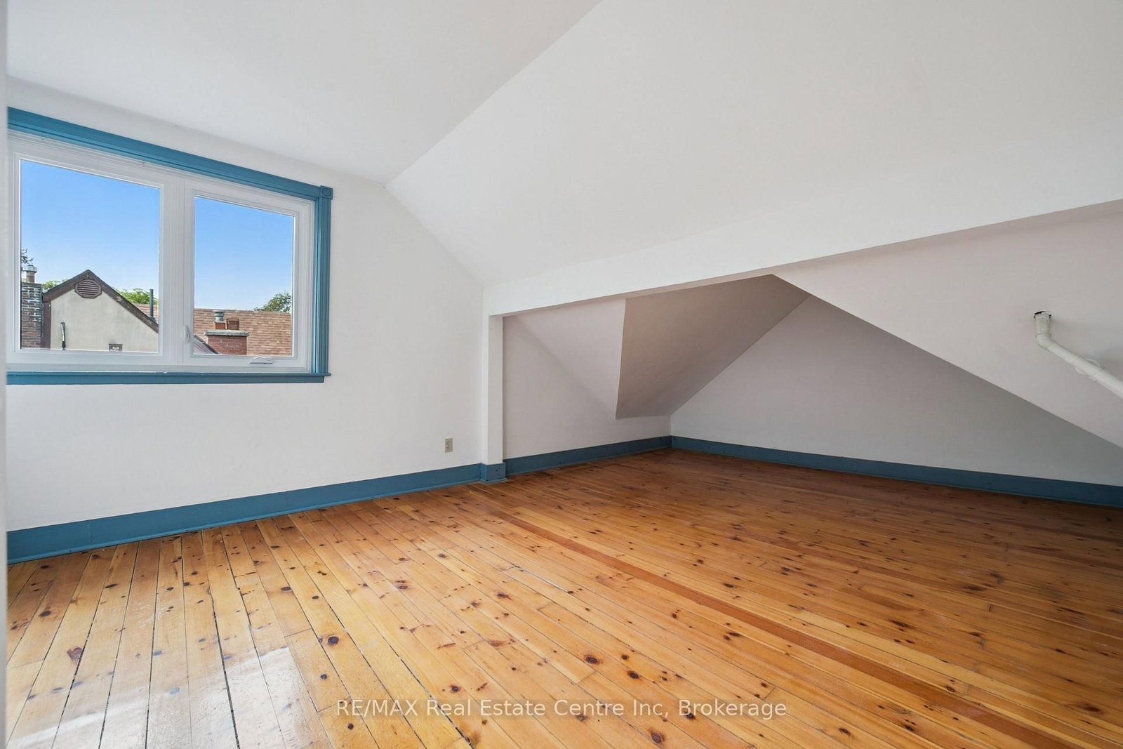 41 Grange Street • Guelph, ON photo 40