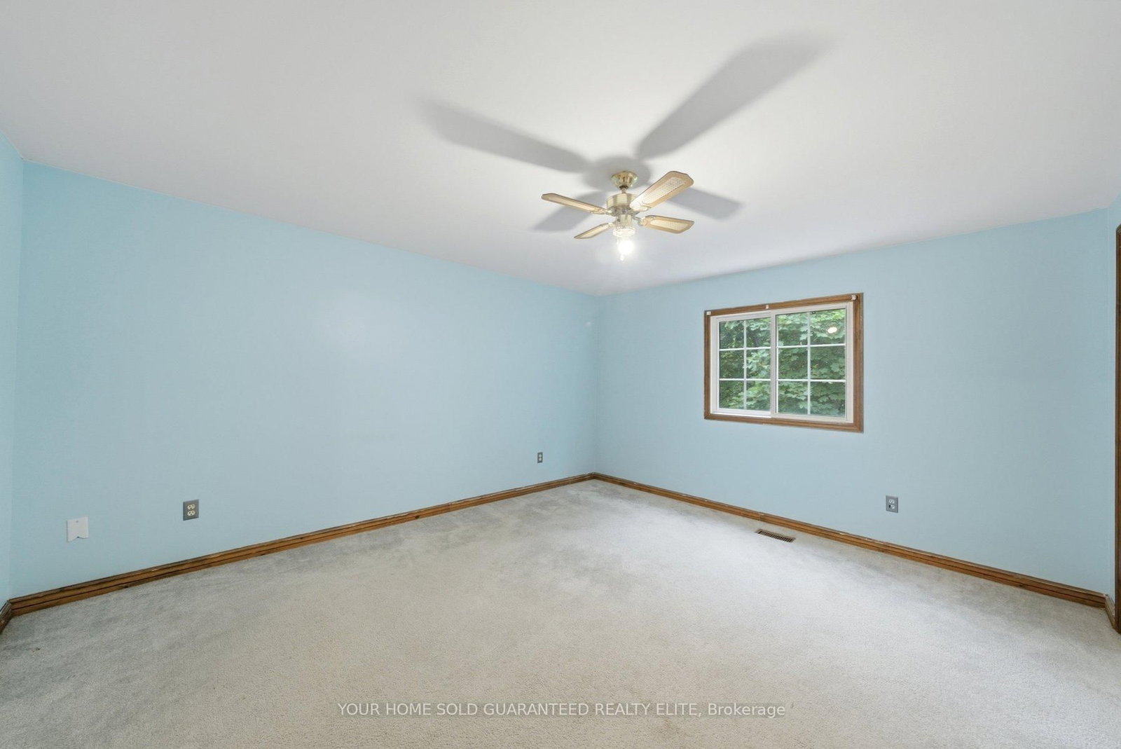 211 Canborough Street • West Lincoln, ON photo 21