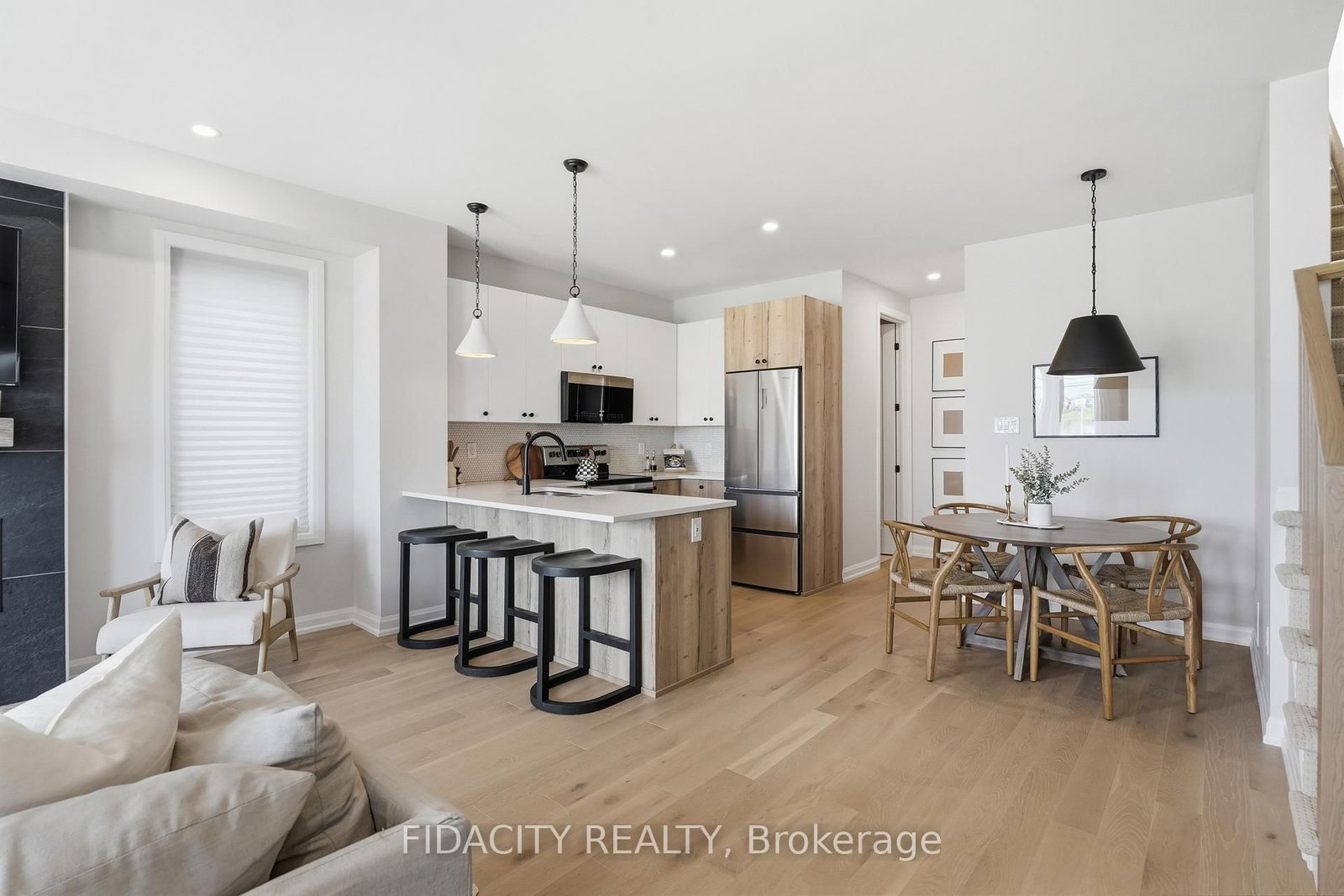 6333 Perth Street • Perth Road, ON photo 11