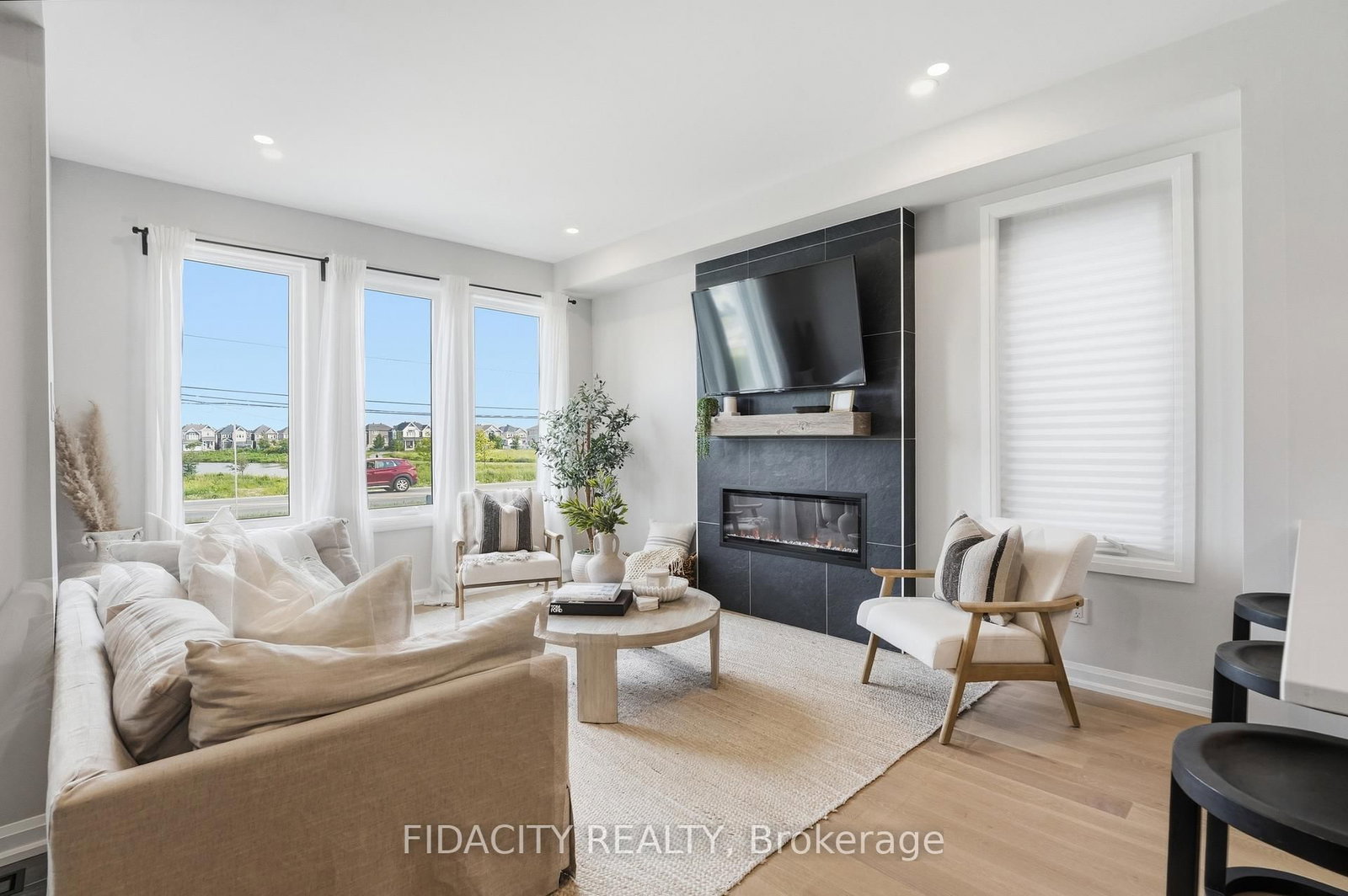 6333 Perth Street • Perth Road, ON photo 5