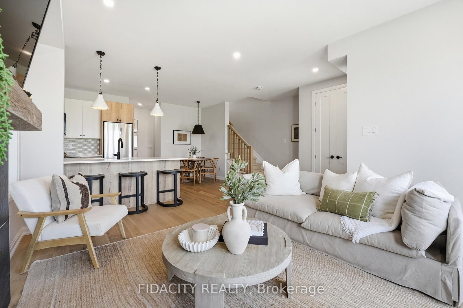 6333 Perth Street • Perth Road, ON photo 9