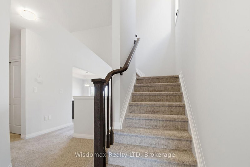 29 Bur Oak Dr photo 5