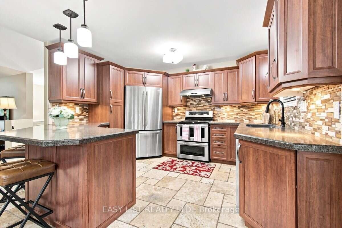 5929 Rosewood Crescent • LaSalle, ON photo 24