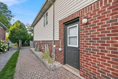 5929 Rosewood Crescent • LaSalle, ON photo 8
