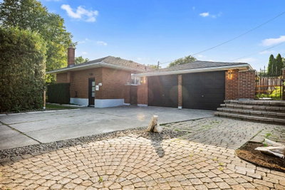 38 Silverdale Crescent • London South, ON photo 3