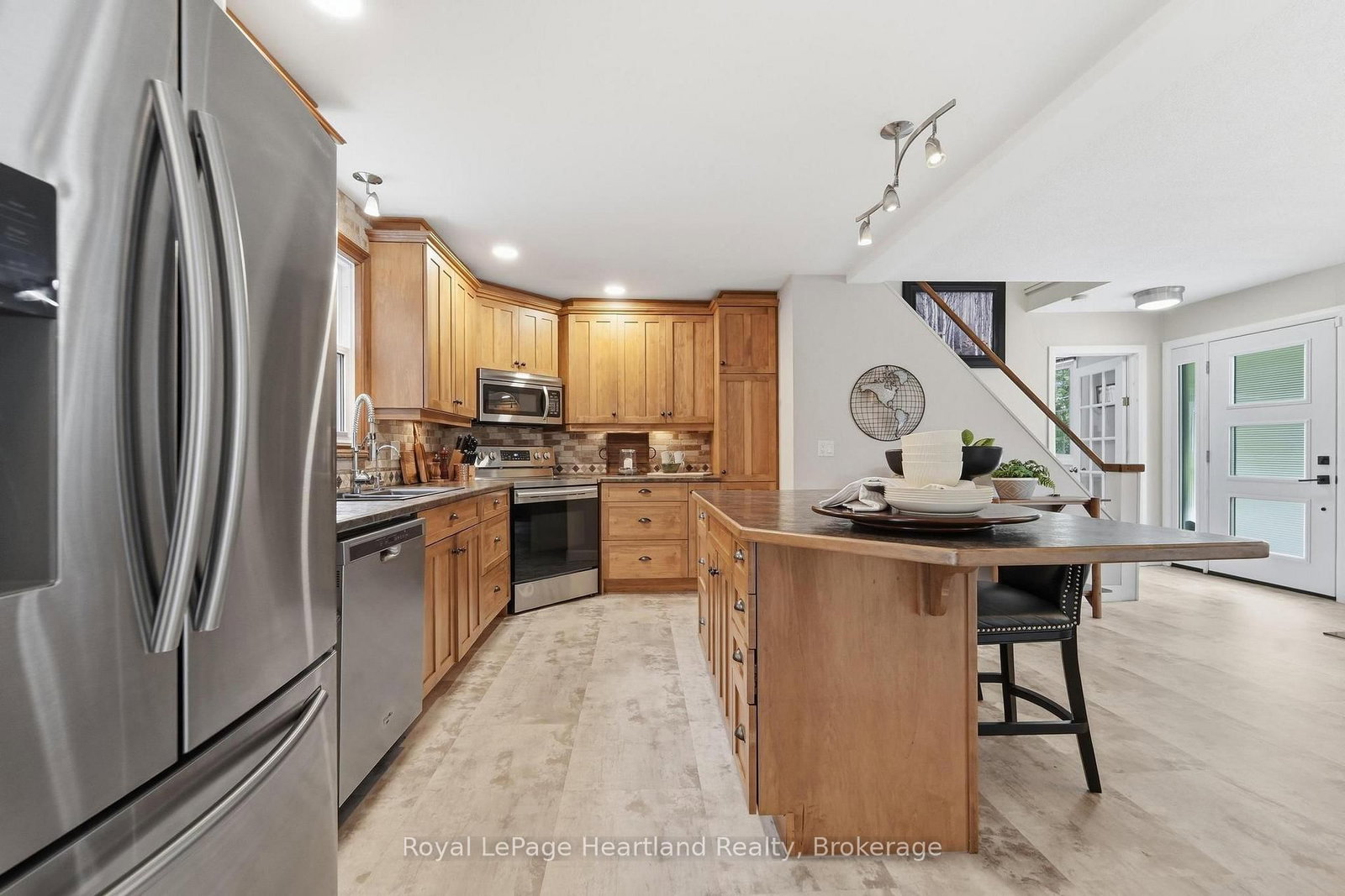 23 Park Road • Central Huron, ON photo 6