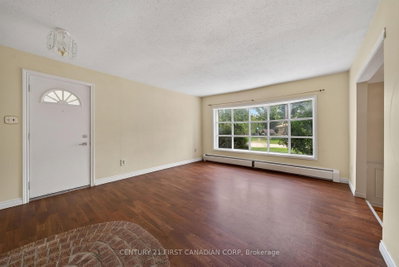 9 Park Crescent • Middlesex Centre, ON photo 6