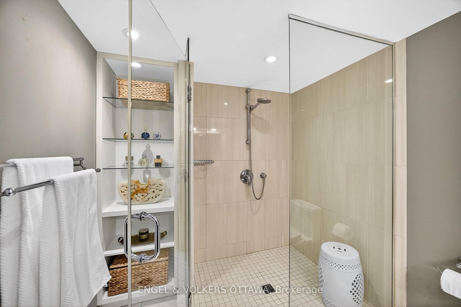160 George Street • #2404 • Ottawa, ON photo 34