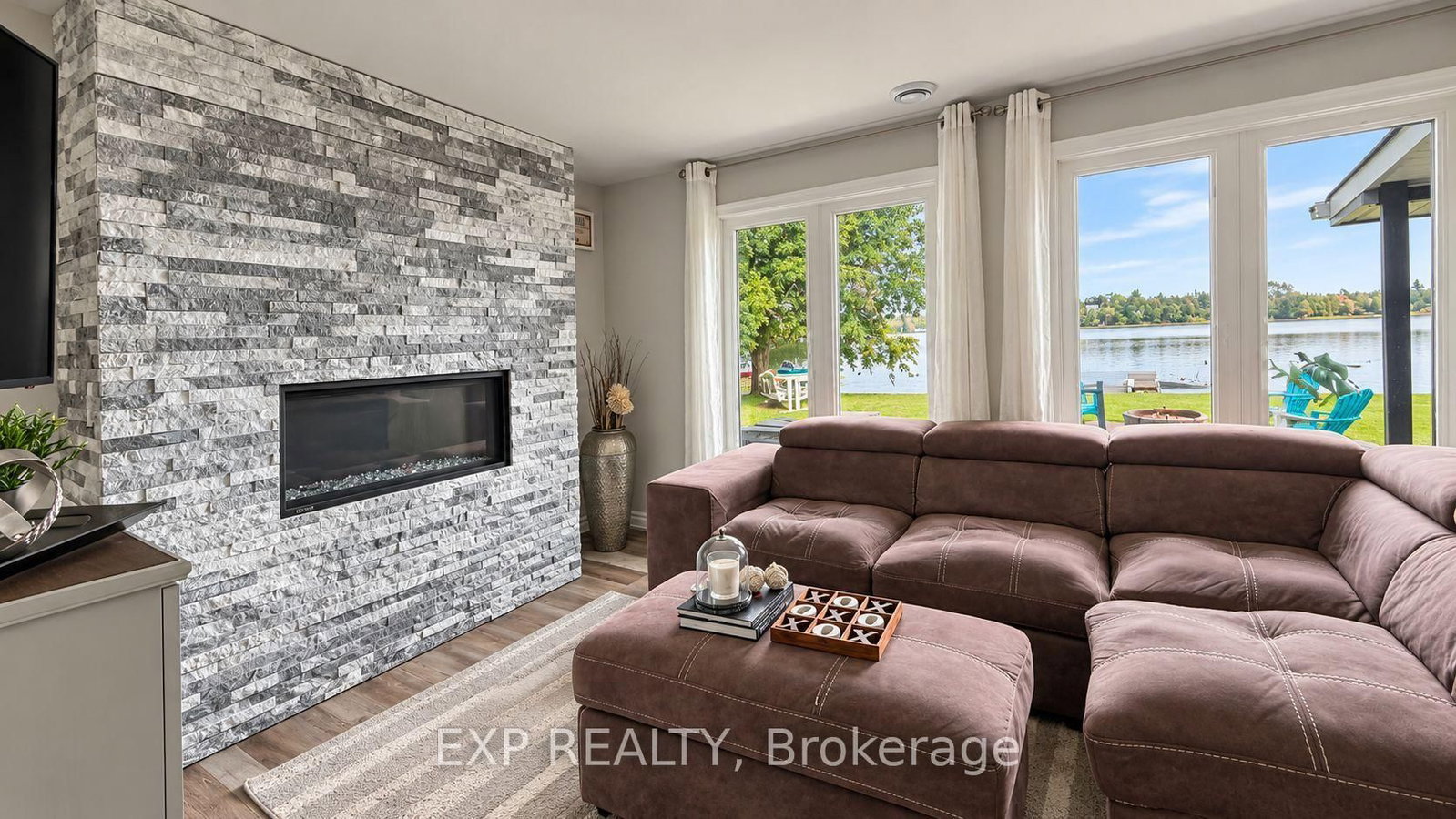 9 Charlotte Crescent • Kawartha Lakes, ON photo 8