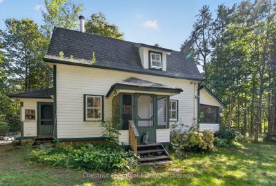 1627 Houseys Rapids Road • Gravenhurst, ON photo 2