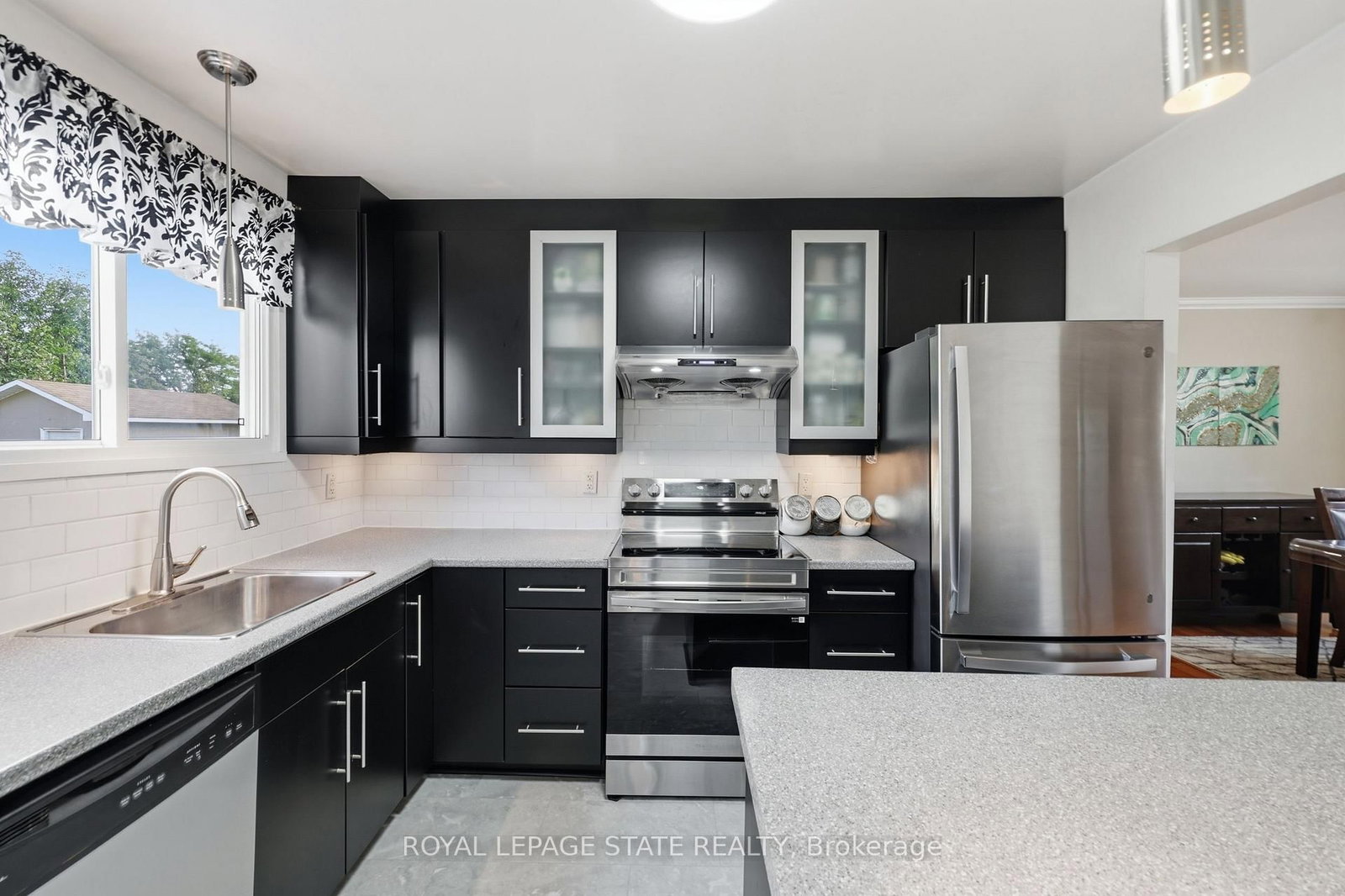 63 Folkestone Avenue • Hamilton, ON photo 12