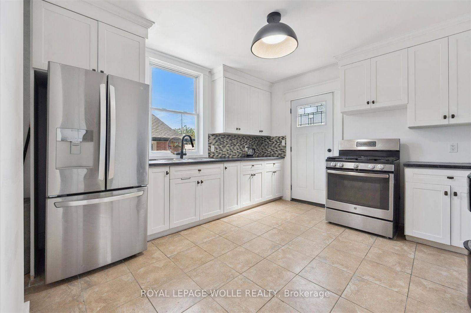 99 Cedar Street • Cambridge, ON photo 14
