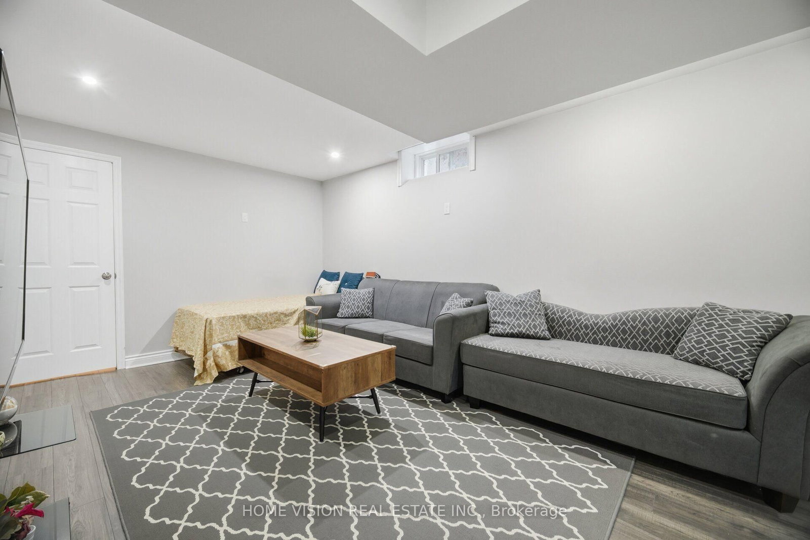 8 Colorado Boulevard • Hamilton, ON photo 22