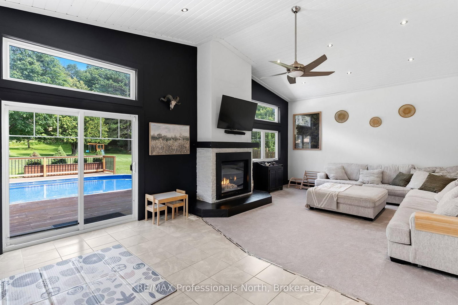 53 Harmony Road • Dysart et al, ON photo 23