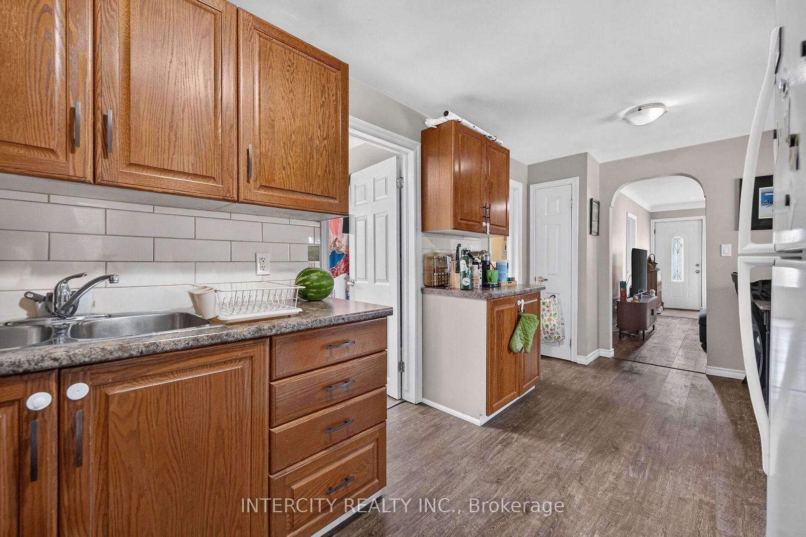 20 Kent Street • St. Catharines, ON photo 14